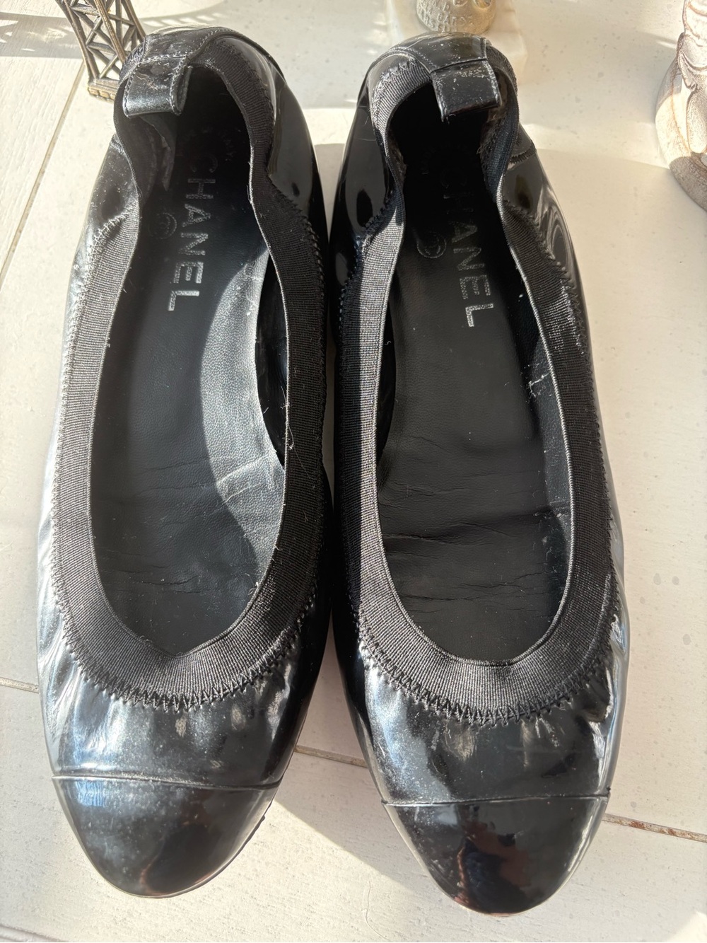 CHANEL Black Patent Leather Ballet Flats with Elastic Trim 38.5 8 8.5